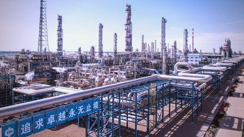 聚氨酯胶粘剂：揭秘其生产关键参数与选型要点